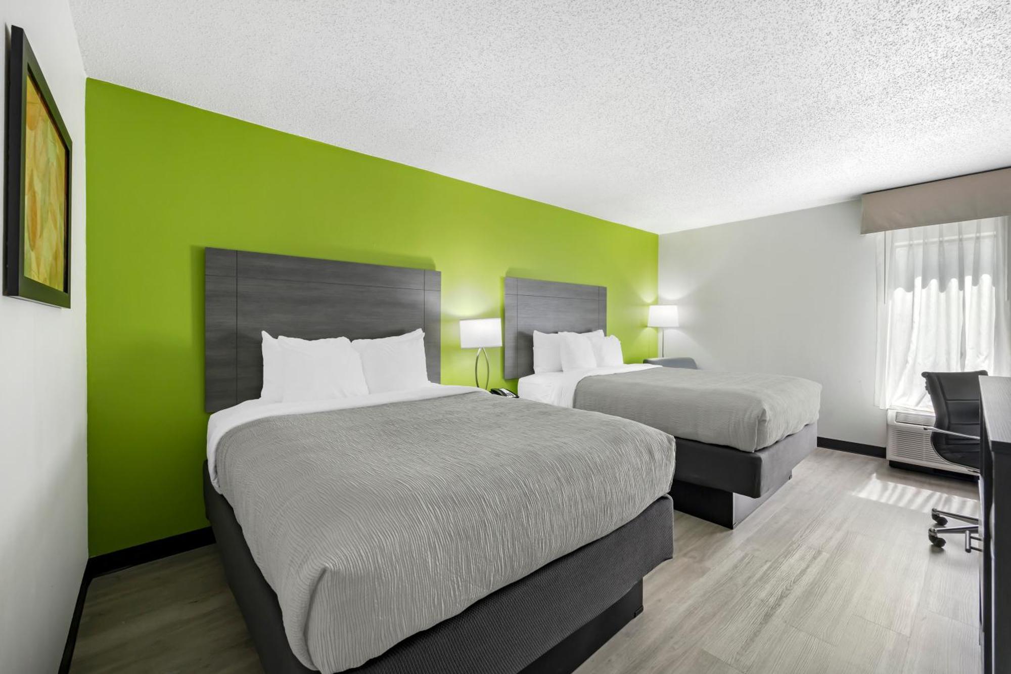 Quality Inn Clarksville - Exit 11 מראה חיצוני תמונה