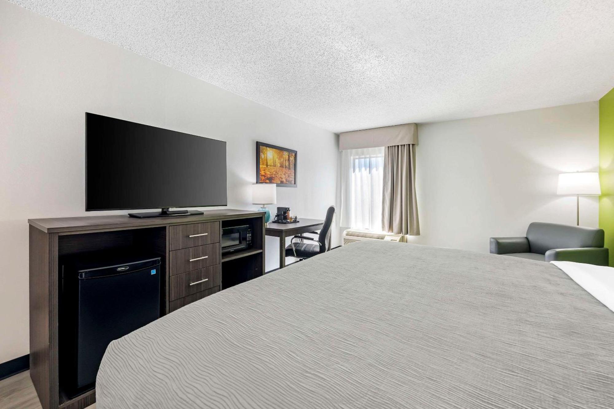 Quality Inn Clarksville - Exit 11 מראה חיצוני תמונה