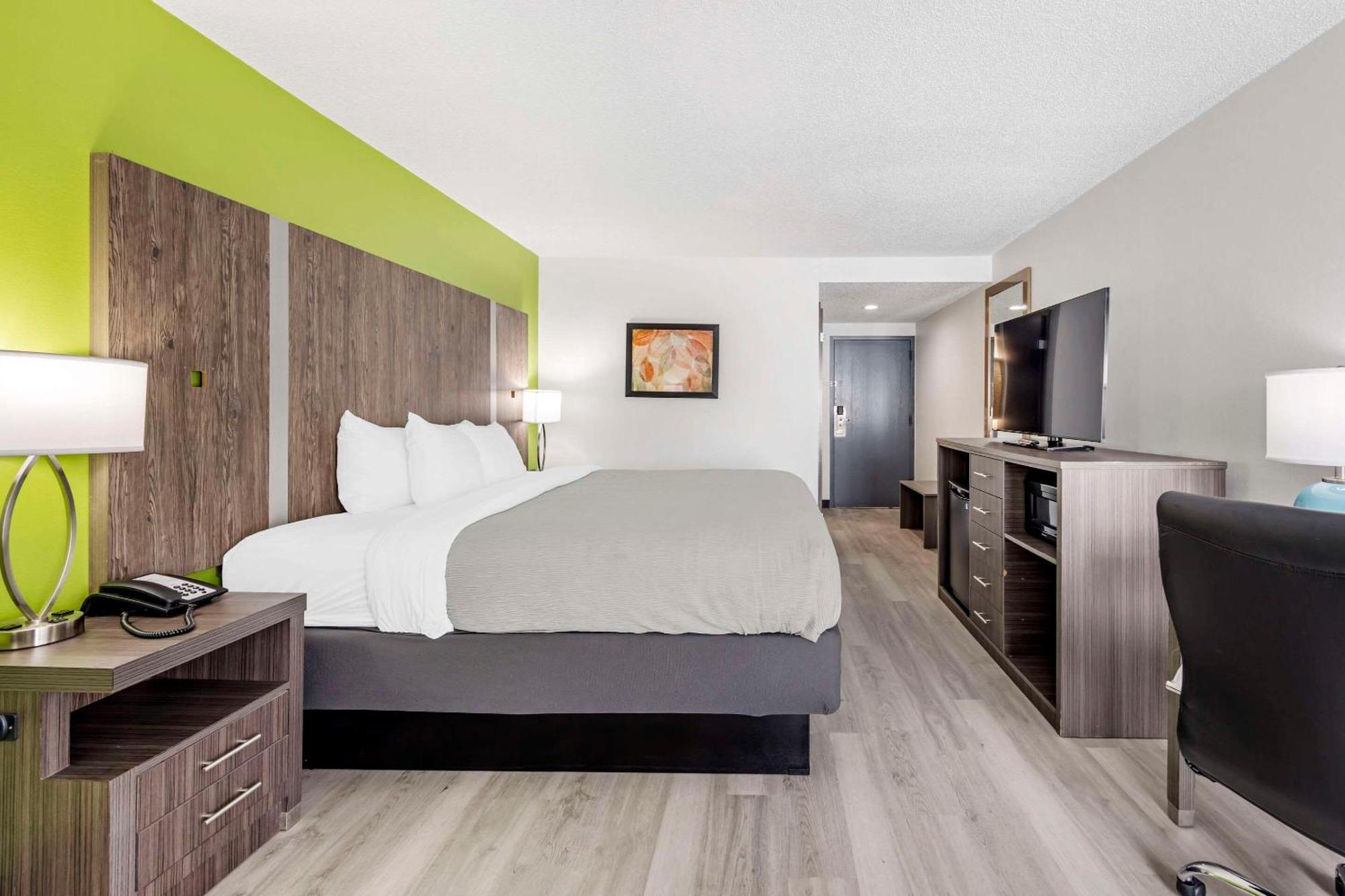 Quality Inn Clarksville - Exit 11 מראה חיצוני תמונה